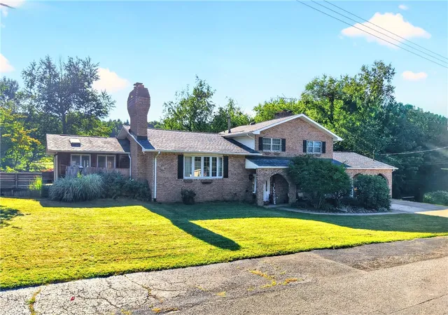 Photo 2 of Single family home for sale at 509 Williams Ave, Rochester Twp, PA 15074 | MLS# 1767774 | Listing updated on 2026-09-05