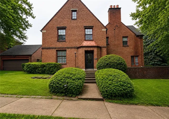 Photo 1 of Sale Pending at 1521 Manor Ave, Mc Keesport, PA 15132 | MLS# 1767923 | Listing updated on 2026-09-11