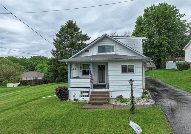 Photo 1 of Single family home for sale at 425 California Ave, Monroeville, PA 15146 | MLS# 1767941 | Listing updated on 2026-09-10