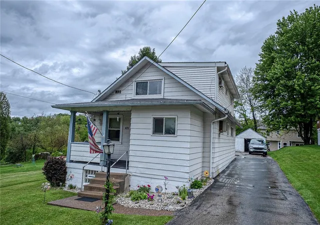 Photo 2 of Single family home for sale at 425 California Ave, Monroeville, PA 15146 | MLS# 1767941 | Listing updated on 2026-09-10