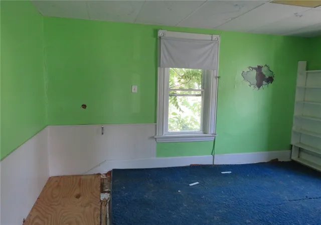 Photo 4 of Single family home for sale at 729 10th Avenue, New Brighton, PA 15066 | MLS# 1768075 | Listing updated on 2026-09-22