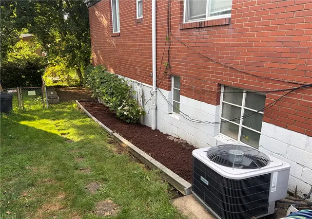 Photo 3 of Townhouse for sale at 108 Lang Ct, Point Breeze, PA 15208 | MLS# 1768070 | Listing updated on 2026-09-08