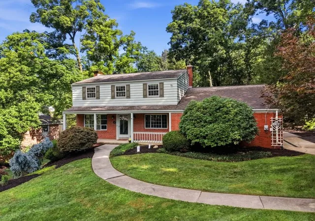 Photo 3 of Single family home for sale at 439 Manor Rd, Murrysville, PA 15626 | MLS# 1768191 | Listing updated on 2026-09-11