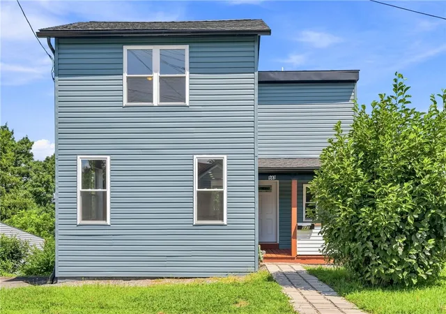 Photo 1 of Single family home for sale at 943 Hilltop St, Munhall, PA 15120 | MLS# 1768010 | Listing updated on 2026-09-10