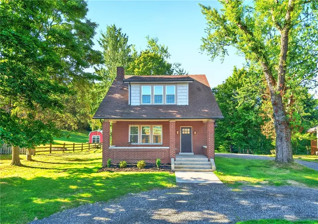 Photo 1 of Single family home for sale at 611 W Ingomar Rd, Mc Candless, PA 15237 | MLS# 1768098 | Listing updated on 2026-09-24