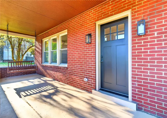 Photo 2 of Single family home for sale at 611 W Ingomar Rd, Mc Candless, PA 15237 | MLS# 1768098 | Listing updated on 2026-09-24
