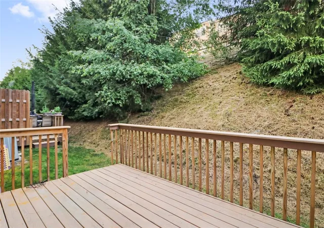 Photo 3 of Townhouse for sale at 10550 Cherry Grv Ct, Mc Candless, PA 15090 | MLS# 1768049 | Listing updated on 2026-09-12