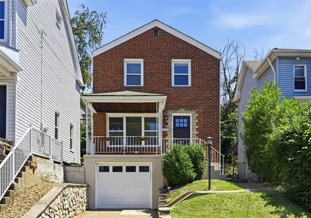 Photo 1 of Single family home for sale at 131 Olympia St, Mt Washington, PA 15211 | MLS# 1768148 | Listing updated on 2026-09-09