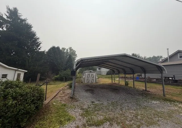 Photo 10 of Single family home for sale at 1924 Cherry Aly, Monaca, PA 15061 | MLS# 1768288 | Listing updated on 2026-09-08