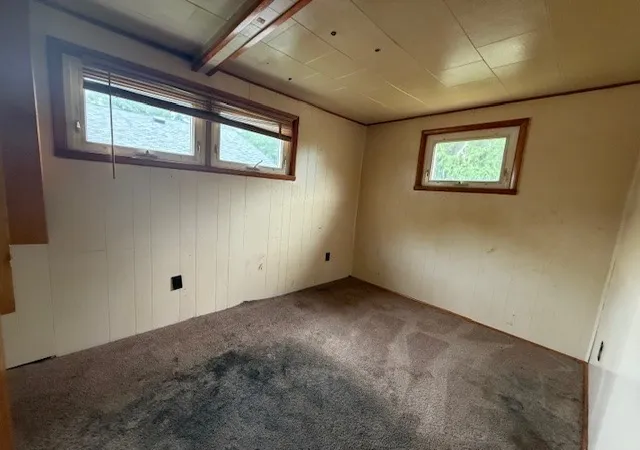 Photo 4 of Single family home for sale at 1924 Cherry Aly, Monaca, PA 15061 | MLS# 1768288 | Listing updated on 2026-09-08