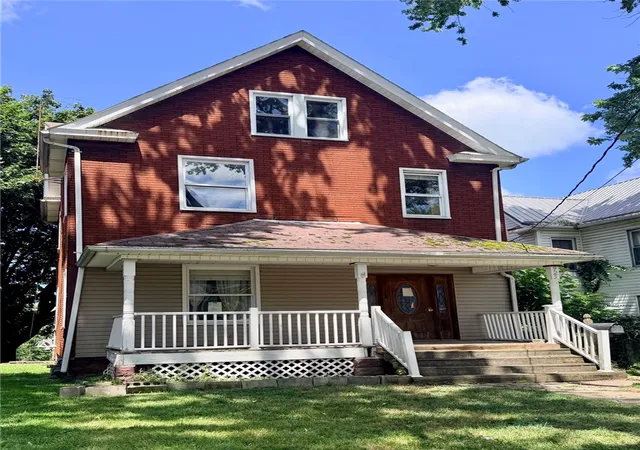 Photo 1 of Single family home for sale at 925 Morton St, New Castle, PA 16101 | MLS# 1768317 | Listing updated on 2026-09-10