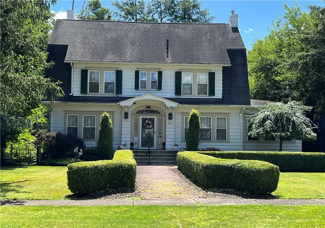 Photo 1 of Single family home for sale at 410 E Clen Moore Blvd, New Castle, PA 16105 | MLS# 1768183 | Listing updated on 2026-10-04