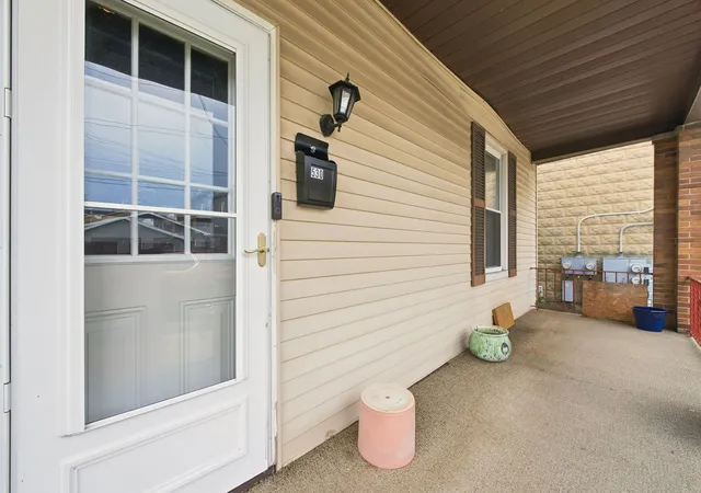 Photo 3 of Single family home for sale at 530 Euclid Ave, Canonsburg, PA 15317 | MLS# 1768350 | Listing updated on 2026-09-01