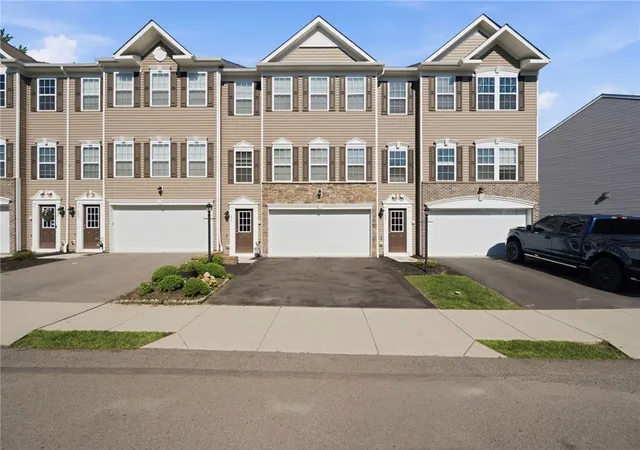 Photo 1 of Sale Pending at 211 Lockheed Dr, Moon/crescent Twp, PA 15108 | MLS# 1768005 | Listing updated on 2026-09-09