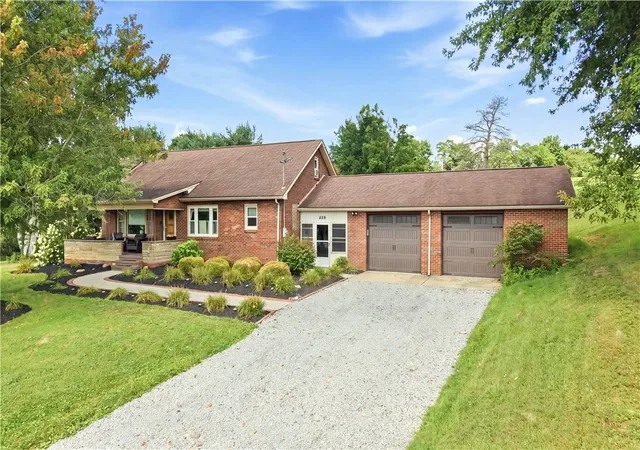 Photo 1 of Single family home for sale at 295 Cherriwood Rd, Pulaski Twp, PA 16143 | MLS# 1768210 | Listing updated on 2026-09-10