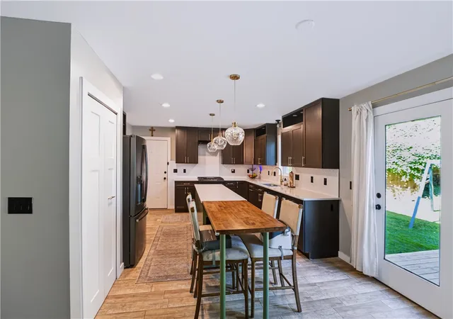 Photo 3 of Single family home for sale at 9986 Mcclellan St, North Huntingdon, PA 15642 | MLS# 1768062 | Listing updated on 2026-10-04