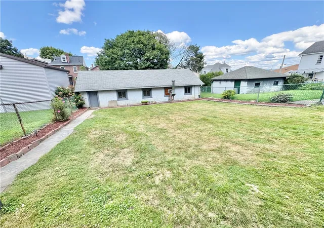 Photo 2 of Single family home for sale at 510 Market St, Scottdale, PA 15683 | MLS# 1768353 | Listing updated on 2026-09-06