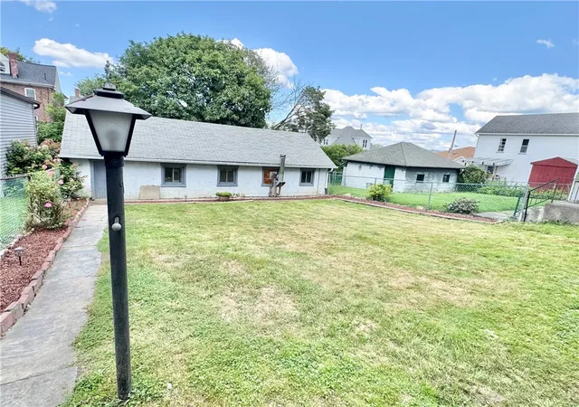 Photo 3 of Single family home for sale at 510 Market St, Scottdale, PA 15683 | MLS# 1768353 | Listing updated on 2026-09-06