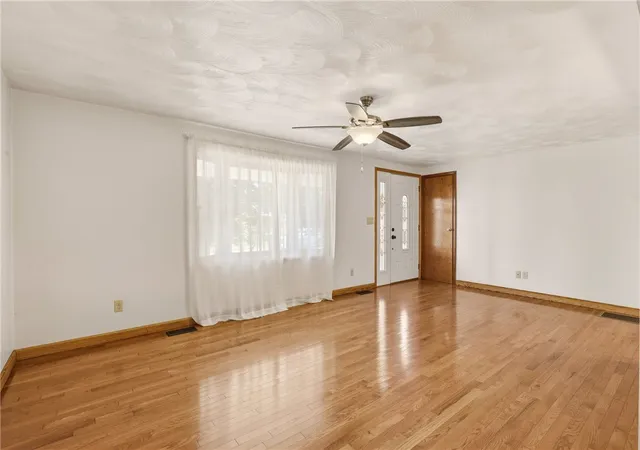 Photo 4 of Single family home for sale at 617 Stewart St, Berlin, PA 15530 | MLS# 1768419 | Listing updated on 2026-10-07