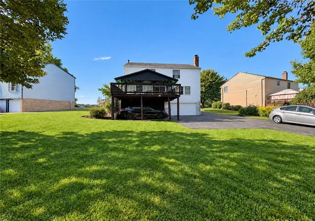 Photo 2 of Single family home for sale at 10232 Lavonne Dr, North Huntingdon, PA 15642 | MLS# 1768348 | Listing updated on 2026-09-09