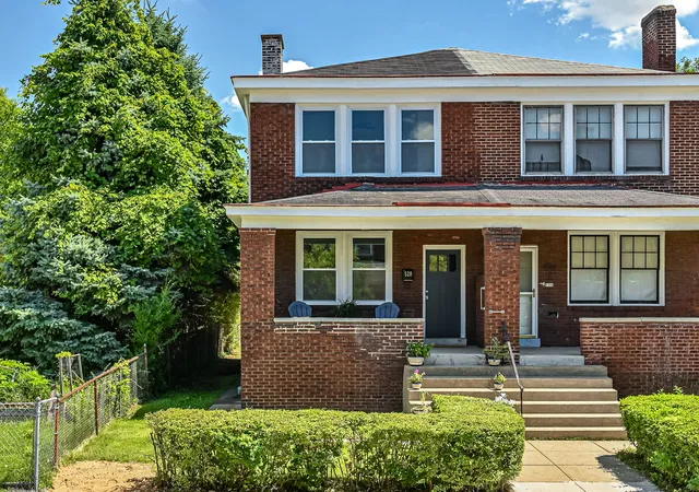 Photo 1 of Single family home for sale at 528 N St Clair St, East Liberty, PA 15206 | MLS# 1768555 | Listing updated on 2026-09-15