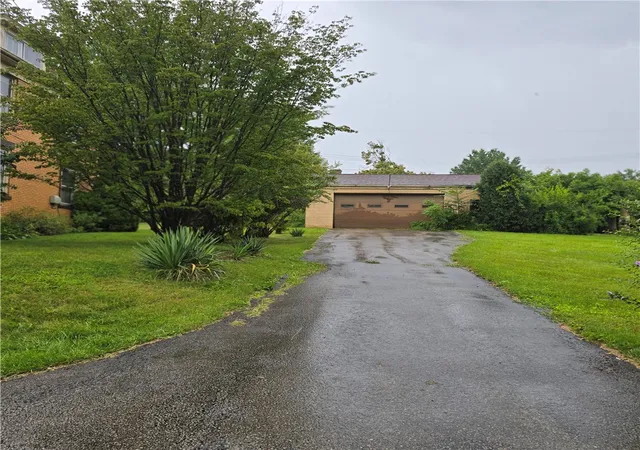Photo 14 of Single family home for sale at 222 Lawrence Ave, N Versailles, PA 15137 | MLS# 1768547 | Listing updated on 2026-09-29