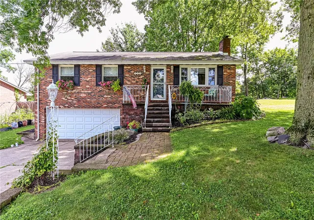 Photo 1 of Sale Pending at 721 Hill St, Hempfield Twp, PA 15601 | MLS# 1768173 | Listing updated on 2026-09-11