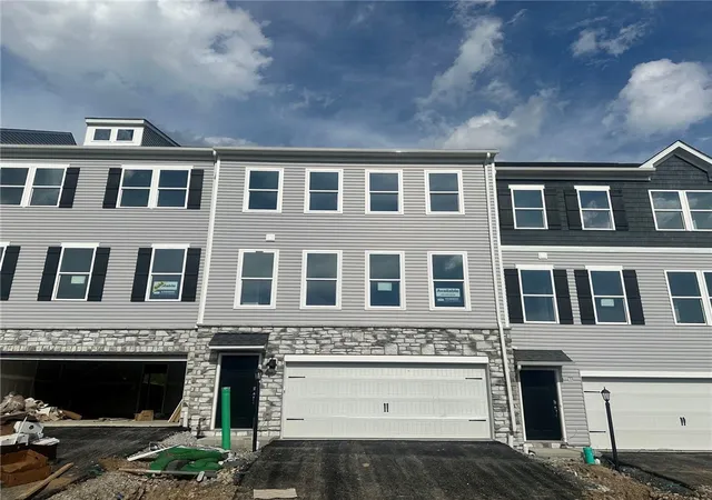 Photo 1 of Sale Pending at 146 Sweetwater Dr, Moon/crescent Twp, PA 15108 | MLS# 1768646 | Listing updated on 2026-09-12