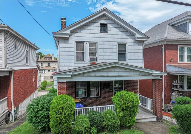 Photo 2 of Single family home for sale at 3252 Piedmont Ave, Dormont, PA 15216 | MLS# 1768666 | Listing updated on 2026-09-06