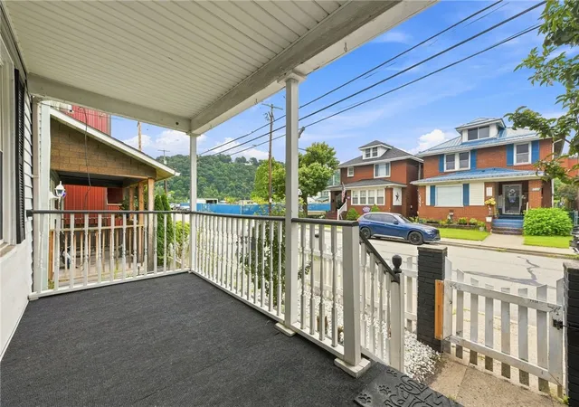 Photo 3 of Single family home for sale at 116 Morgan St, Brackenridge, PA 15014 | MLS# 1768663 | Listing updated on 2026-09-13