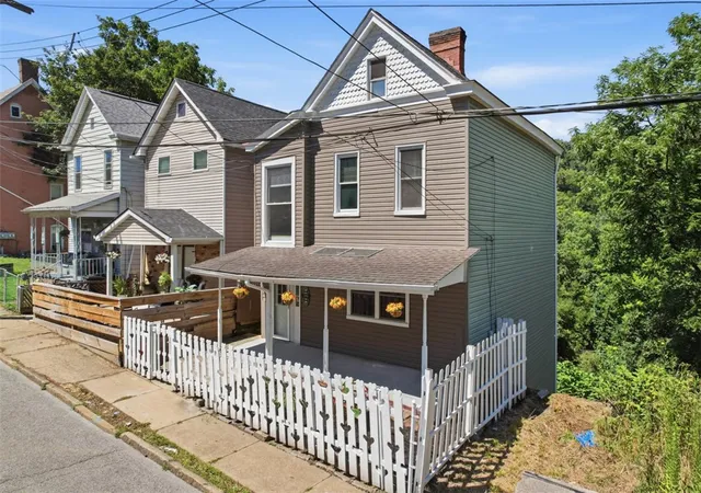 Photo 32 of Single family home for sale at 209 Marie Ave, Avalon, PA 15202 | MLS# 1768384 | Listing updated on 2026-09-22