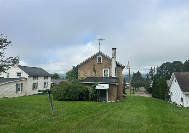 Photo 3 of Sale Pending at 25 Gay St, Salisbury Boro, PA 15558 | MLS# 1768686 | Listing updated on 2026-09-03