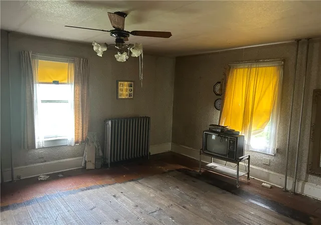 Photo 4 of Sale Pending at 25 Gay St, Salisbury Boro, PA 15558 | MLS# 1768686 | Listing updated on 2026-09-03