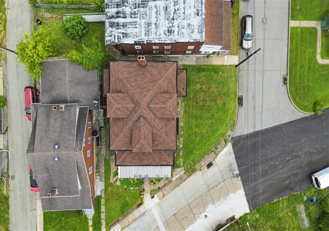 Listing Photo 4 - Condo for sale in building located at 239 Waddell Ave, Clairton, PA 15025