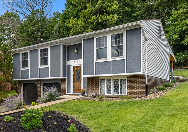 Photo 1 of Sale Pending at 1890 Riggs Rd, South Park, PA 15129 | MLS# 1768733 | Listing updated on 2026-10-02