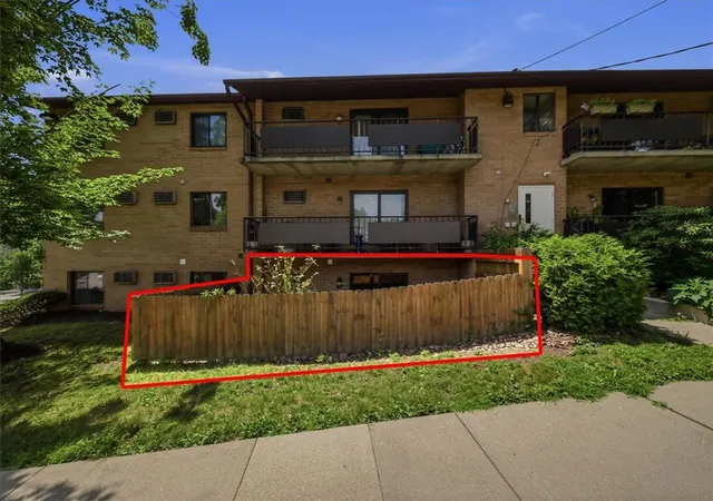 Photo 1 of Condo for sale at 200 Waverly Ave #2, Ross Twp, PA 15229 | MLS# 1768644 | Listing updated on 2026-09-09
