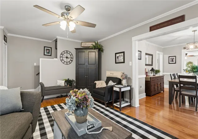 Photo 3 of Single family home for sale at 565 Navigation St, Beaver, PA 15009 | MLS# 1768577 | Listing updated on 2026-09-04