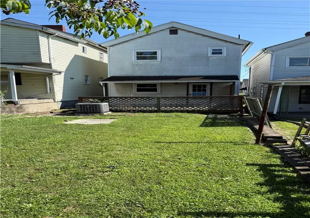Photo 2 of Single family home for sale at 615 9th Street, Glassport, PA 15045 | MLS# 1768713 | Listing updated on 2026-09-06
