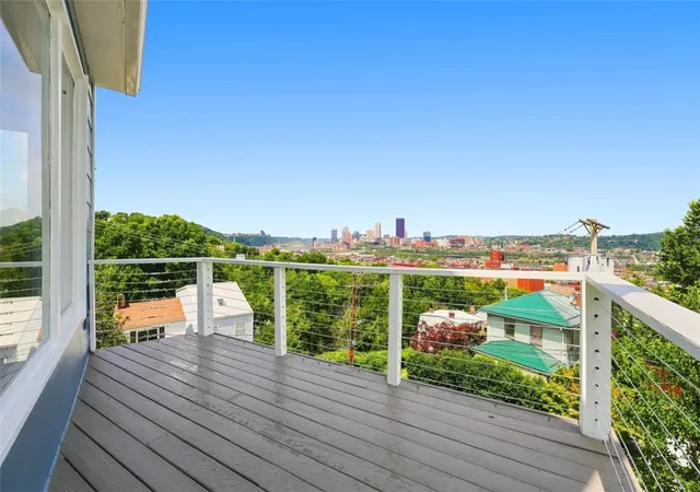Photo 3 of Single family home for sale at 6 Holt St, South Side, PA 15203 | MLS# 1768718 | Listing updated on 2026-10-05