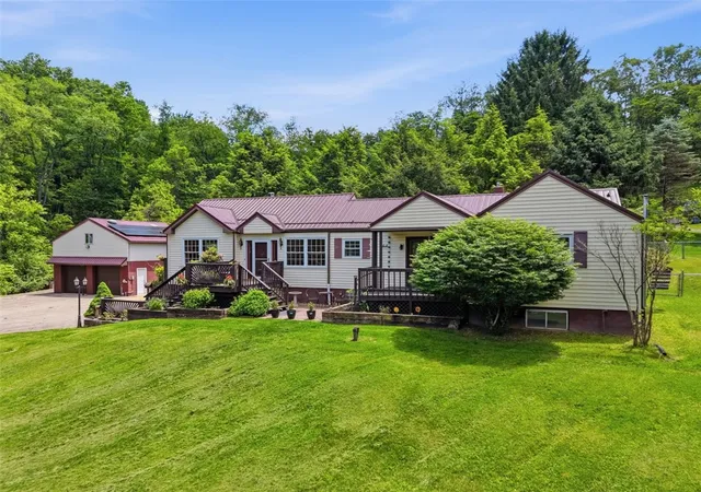 Photo 1 of Single family home for sale at 3672 Saxonburg Blvd, Indiana Twp, PA 15238 | MLS# 1768561 | Listing updated on 2026-09-06