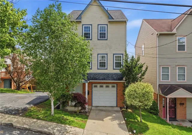 Photo 1 of Single family home for sale at 222 Cemetery Ave, Fineview, PA 15214 | MLS# 1768549 | Listing updated on 2026-09-11