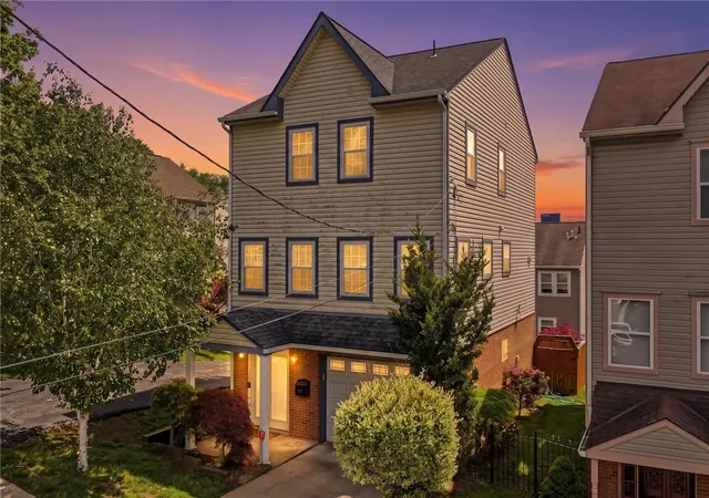 Photo 3 of Single family home for sale at 222 Cemetery Ave, Fineview, PA 15214 | MLS# 1768549 | Listing updated on 2026-09-11
