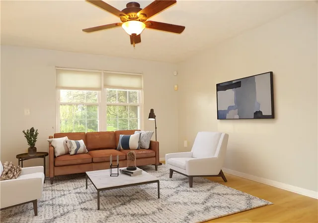 Photo 3 of Single family home for sale at 211 Hummingbird Hl, Cranberry Twp, PA 16066 | MLS# 1768783 | Listing updated on 2026-09-09