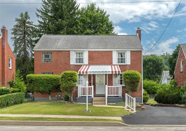 Photo 1 of Single family home for sale at 1705 Lincoln Way, White Oak, PA 15131 | MLS# 1768798 | Listing updated on 2026-09-11