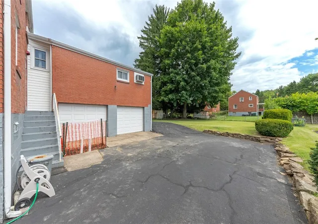Photo 33 of Single family home for sale at 1705 Lincoln Way, White Oak, PA 15131 | MLS# 1768798 | Listing updated on 2026-10-03