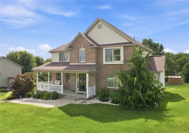 Photo 3 of Single family home for sale at 211 Plantation Dr, Unity Twp, PA 15601 | MLS# 1768747 | Listing updated on 2026-09-13