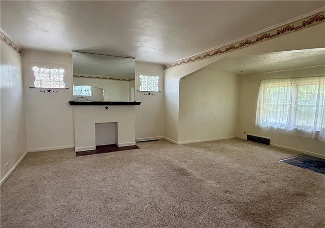 Photo 3 of Single family home for sale at 1500 Grandview Ave, Mc Keesport, PA 15132 | MLS# 1768844 | Listing updated on 2026-09-05