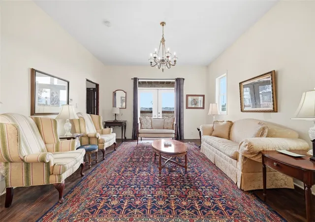 Photo 3 of Single family home for sale at 524 W Jefferson St, Central North Side, PA 15212 | MLS# 1768840 | Listing updated on 2026-09-20