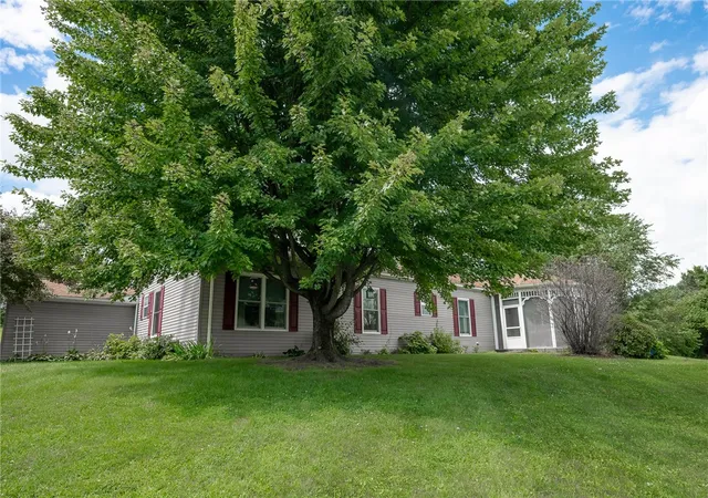 Photo 3 of Single family home for sale at 116 Mallet Hl Ct, White Twp, PA 15701 | MLS# 1768643 | Listing updated on 2026-09-09