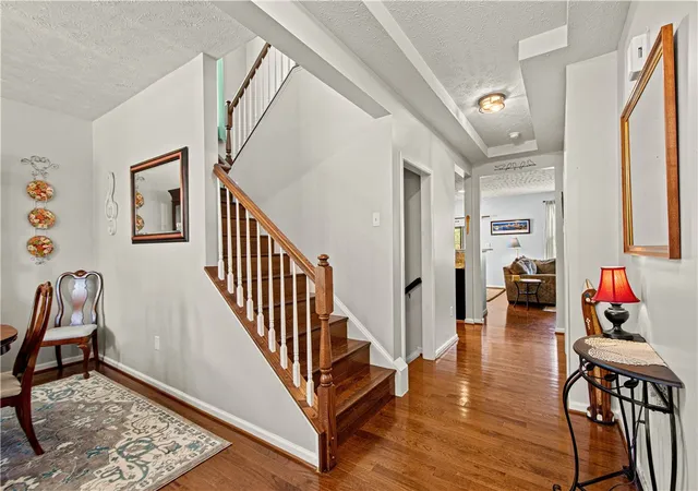 Photo 2 of Single family home for sale at 4006 Fieldcrest Dr, South Fayette, PA 15017 | MLS# 1768881 | Listing updated on 2026-09-05